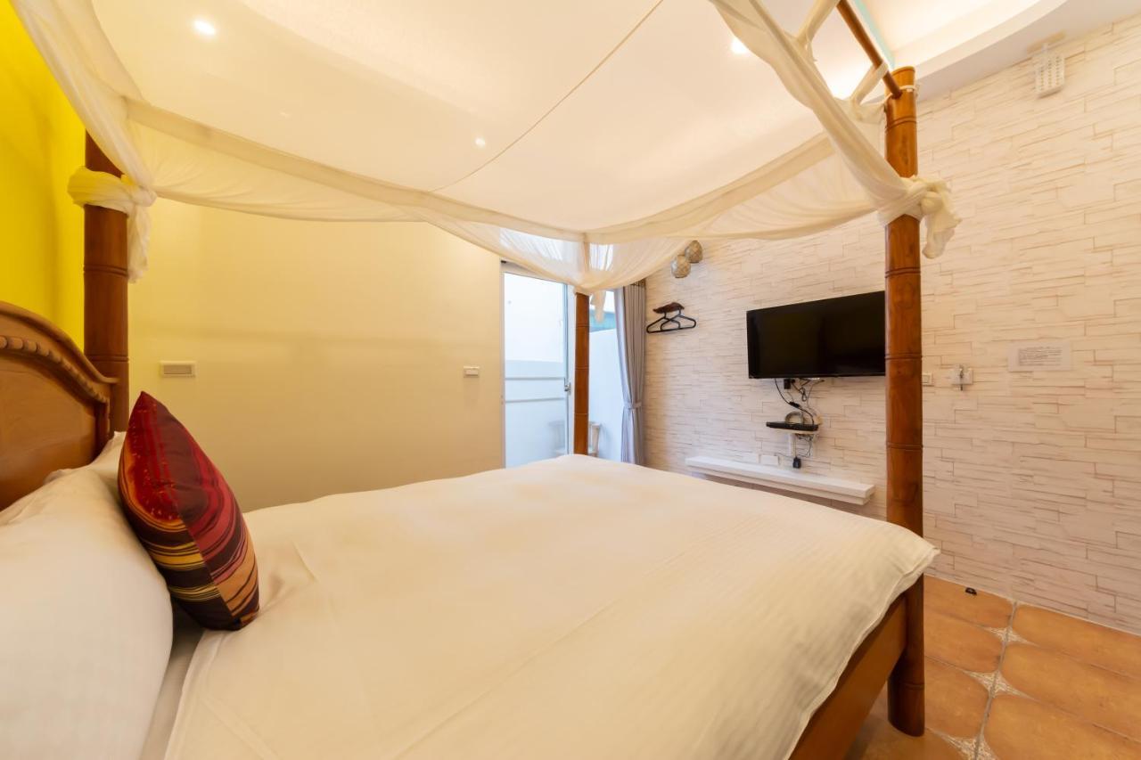 Rococo Homestay Hengchun Exterior photo