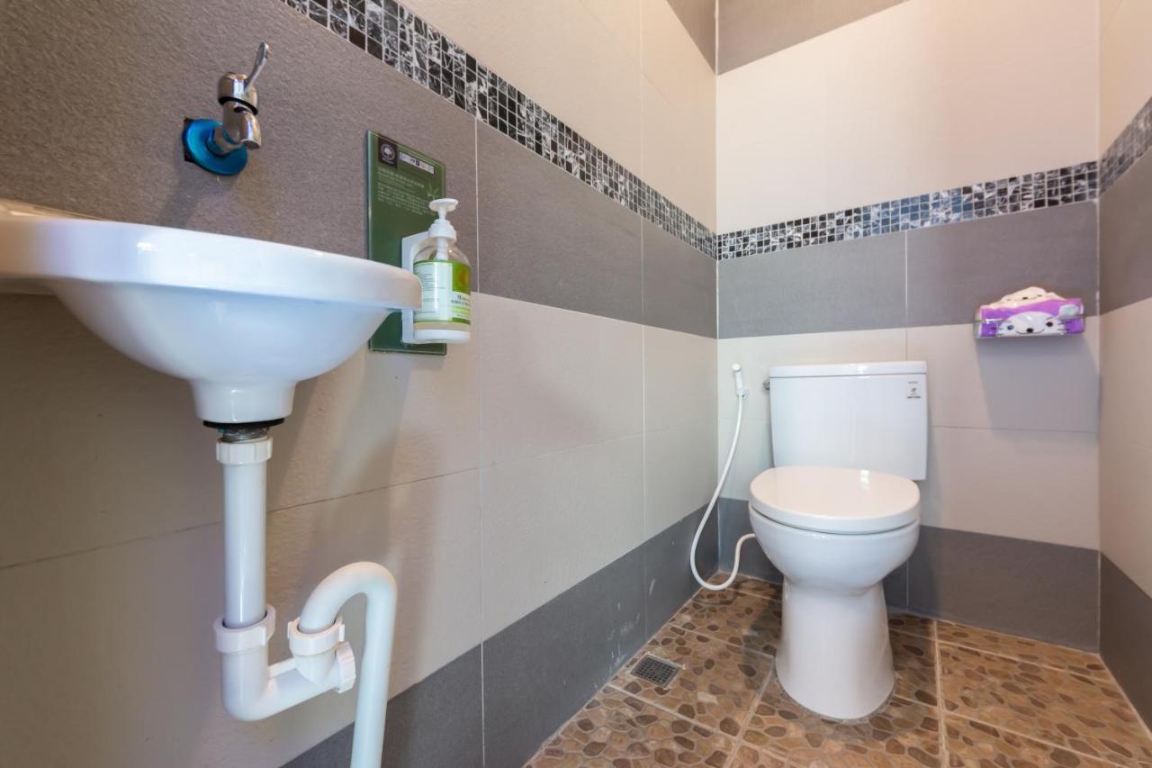 Rococo Homestay Hengchun Exterior photo